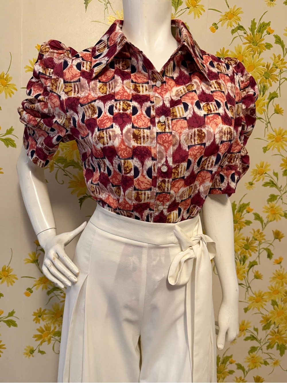 Printed Button-Front short sleeve Blouse size M